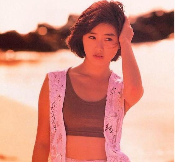 酒井法子的生财之道!发条微博就能赚钱还贴心提示:支付选项