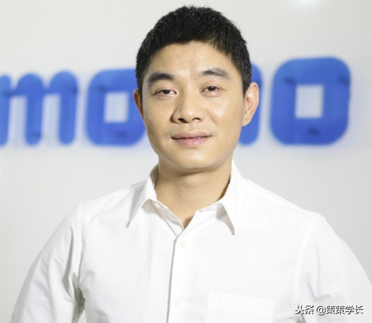 简约不简单的社交方式微信微博陌陌的成功之道